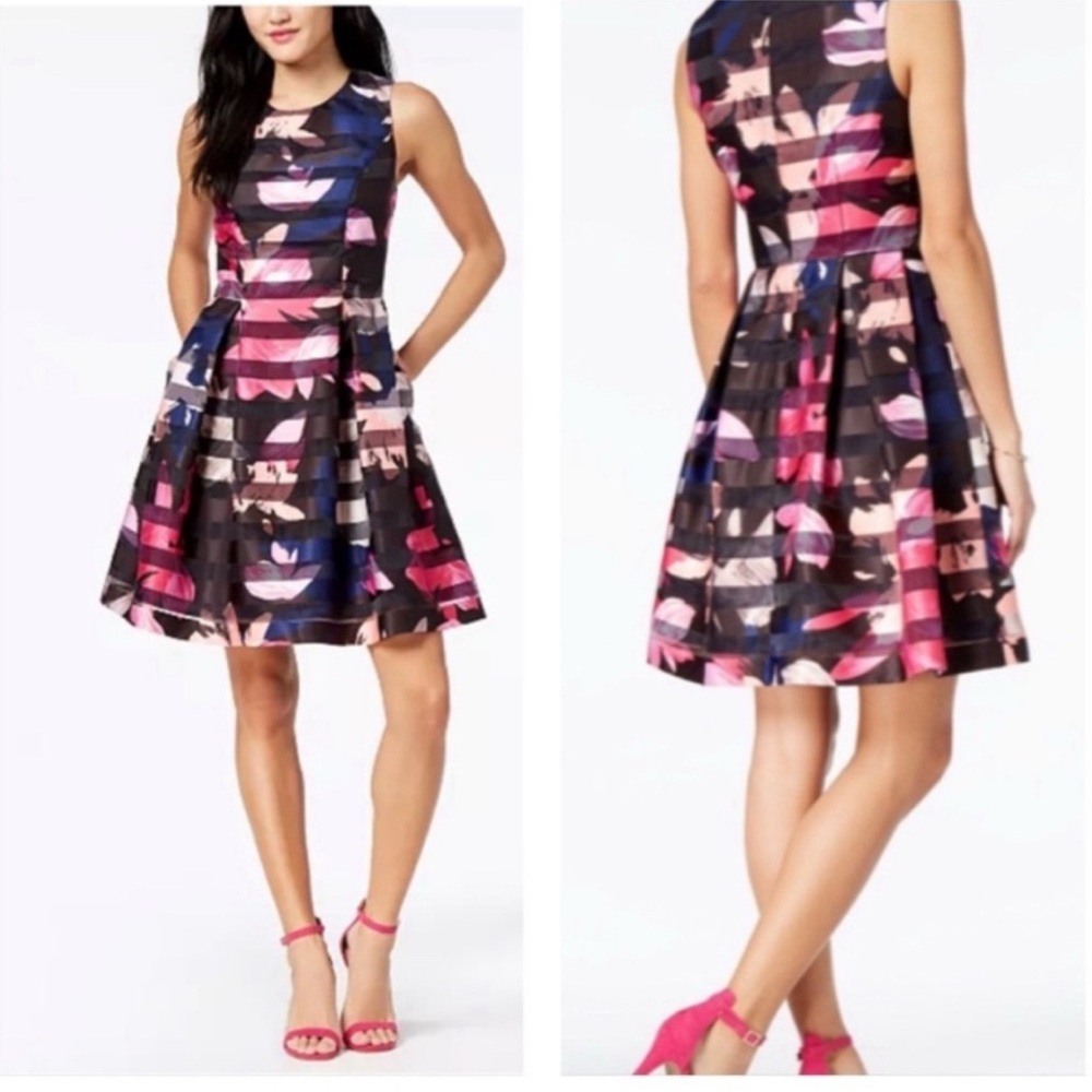 Vince Camuto, Shadow Stripe Floral Fit & Flare 2 party wedding cocktail small